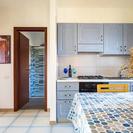 Trilocale Viale Europa A 300 M Dalla Apartmán Àrbatax