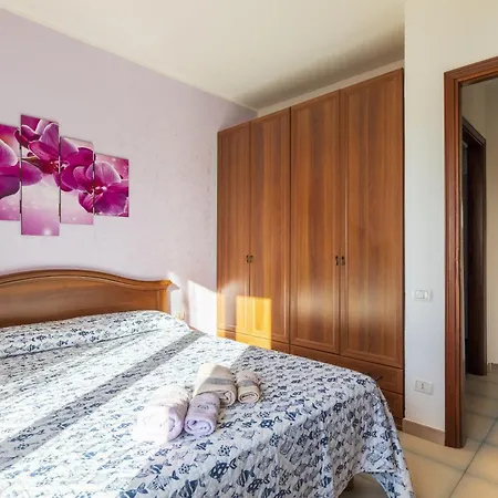 Apartamento Trilocale Viale Europa A 300 M Dalla