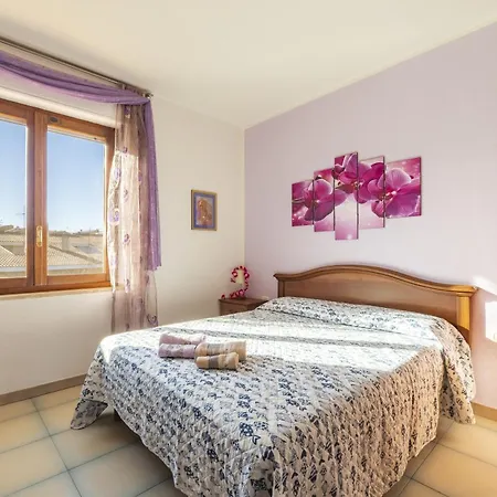 Trilocale Viale Europa A 300 M Dalla Apartamento Àrbatax